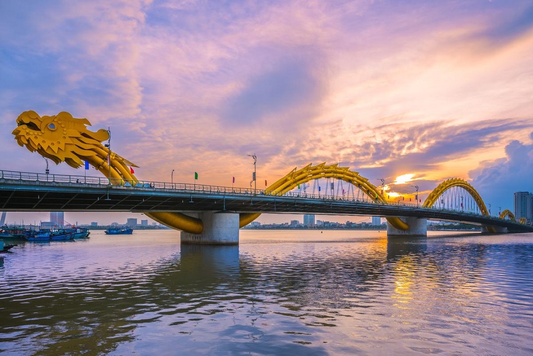 🏖️ Cẩm Nang Du Lịch Đà Nẵng: Khám Phá Thành Phố Đáng Sống Từ A-Z